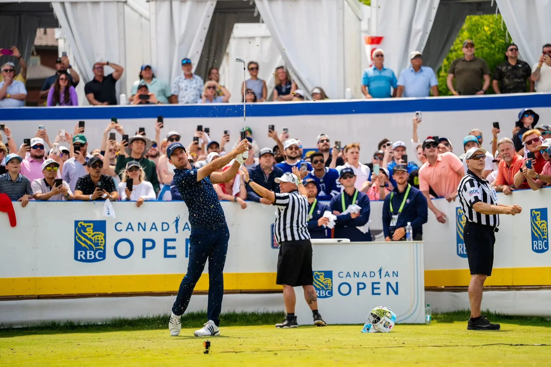 Golfer on the green at the RBC Canadian Open