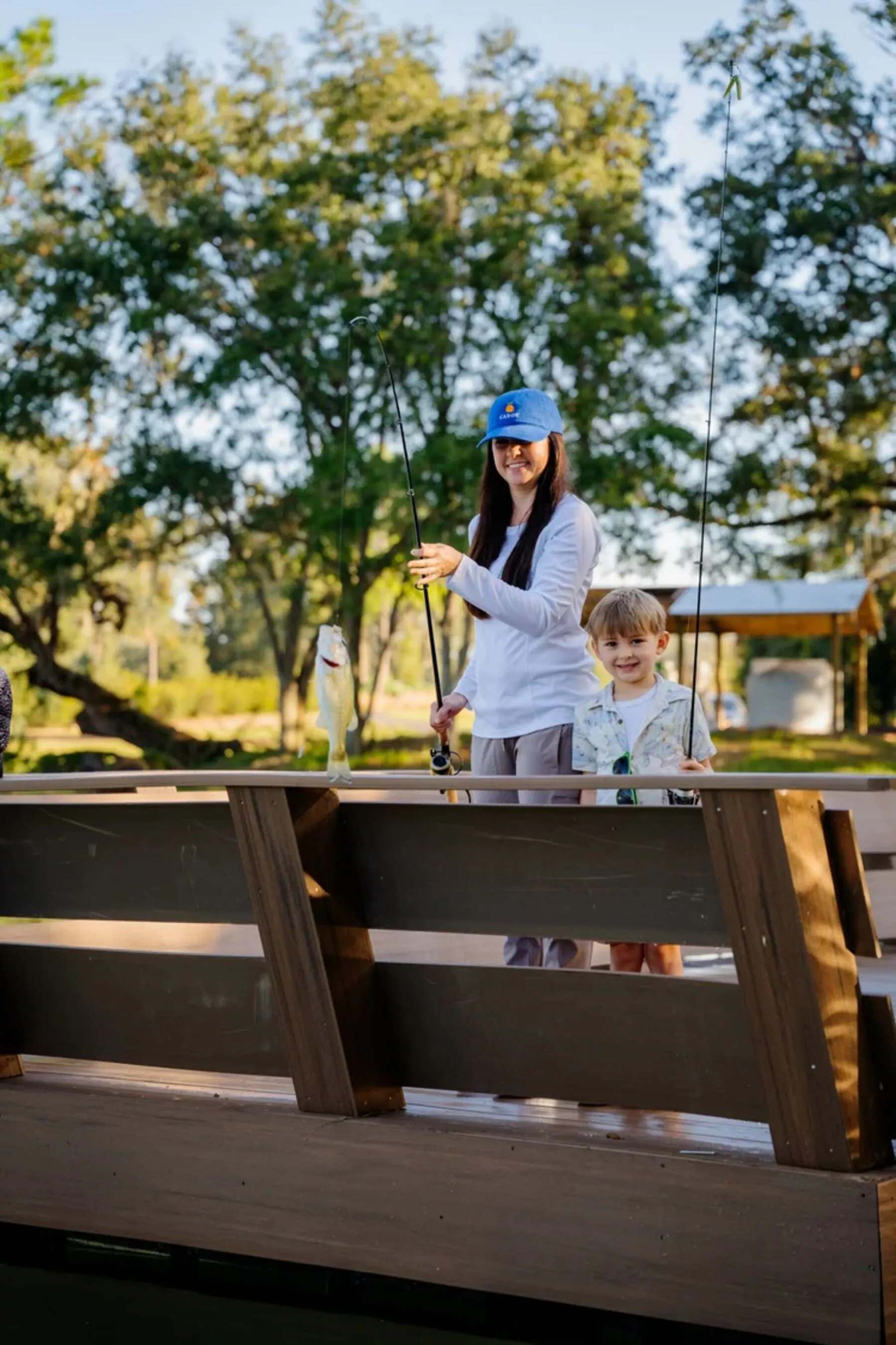 Family fishing at Cabot Citrus Farms