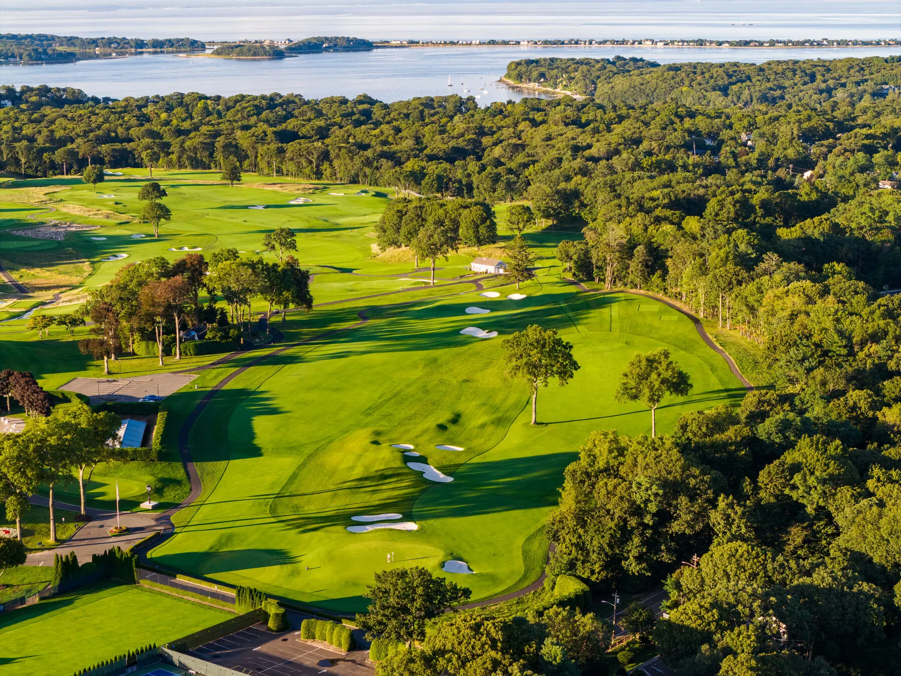 Huntington Crescent Club