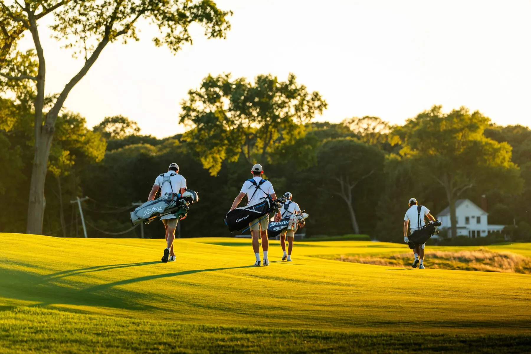 Golfer on the fairway at Huntington Crescent Club