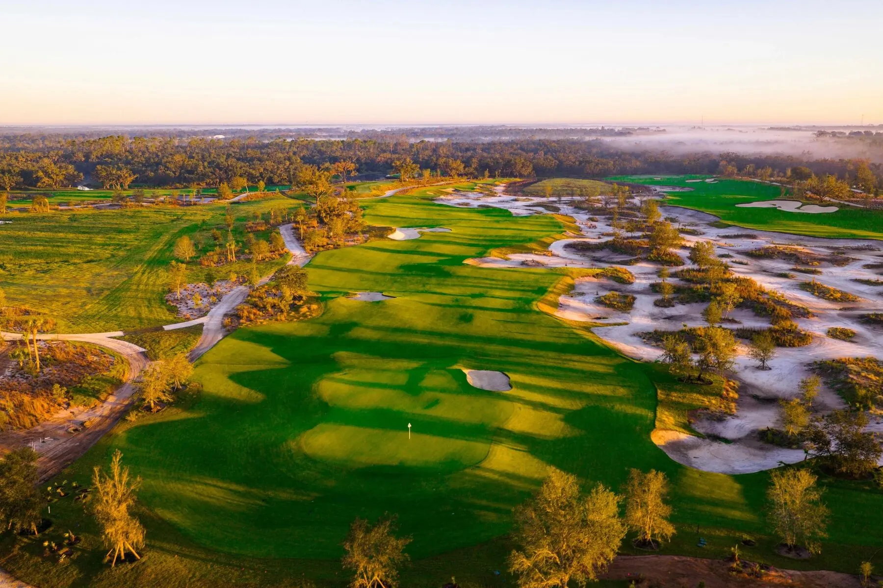 Miakka fairway in morning fog
